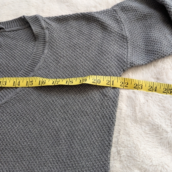 Wilfred (Aritzia) Galois Silk & Cashmere Sweater, size S - Picture 7 of 11